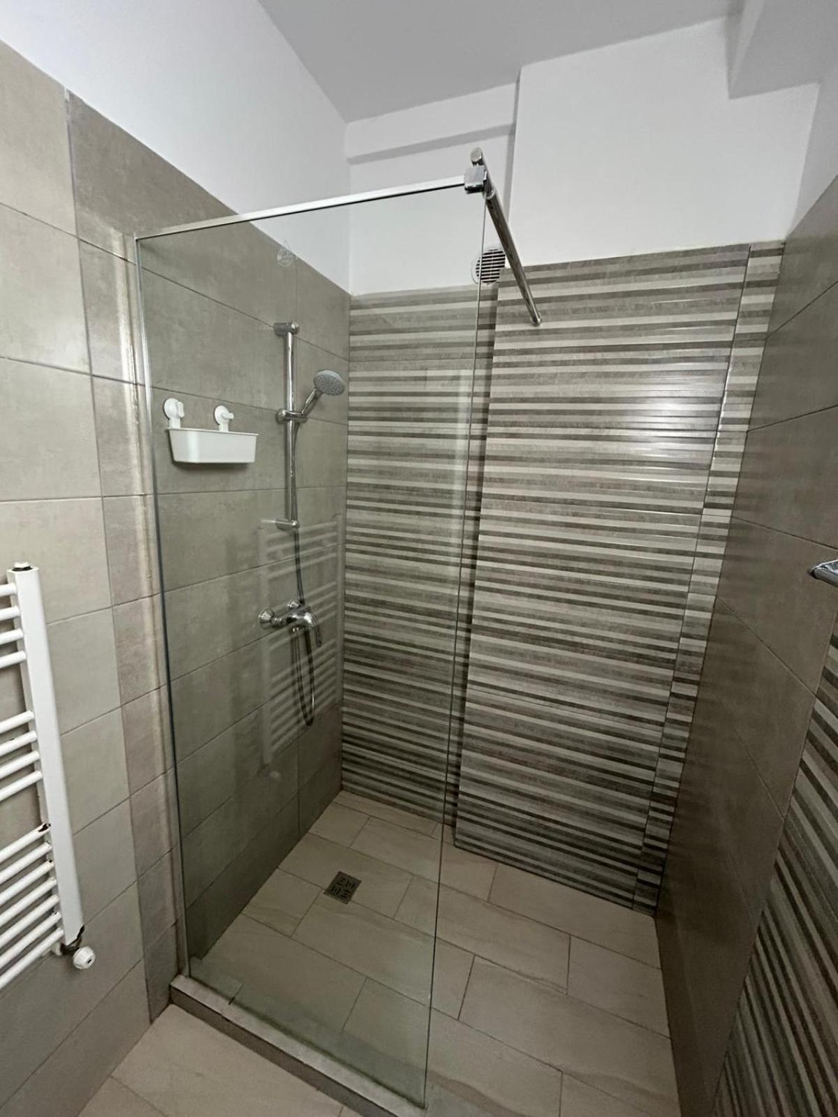 Alystar Apartament Нэводари Экстерьер фото